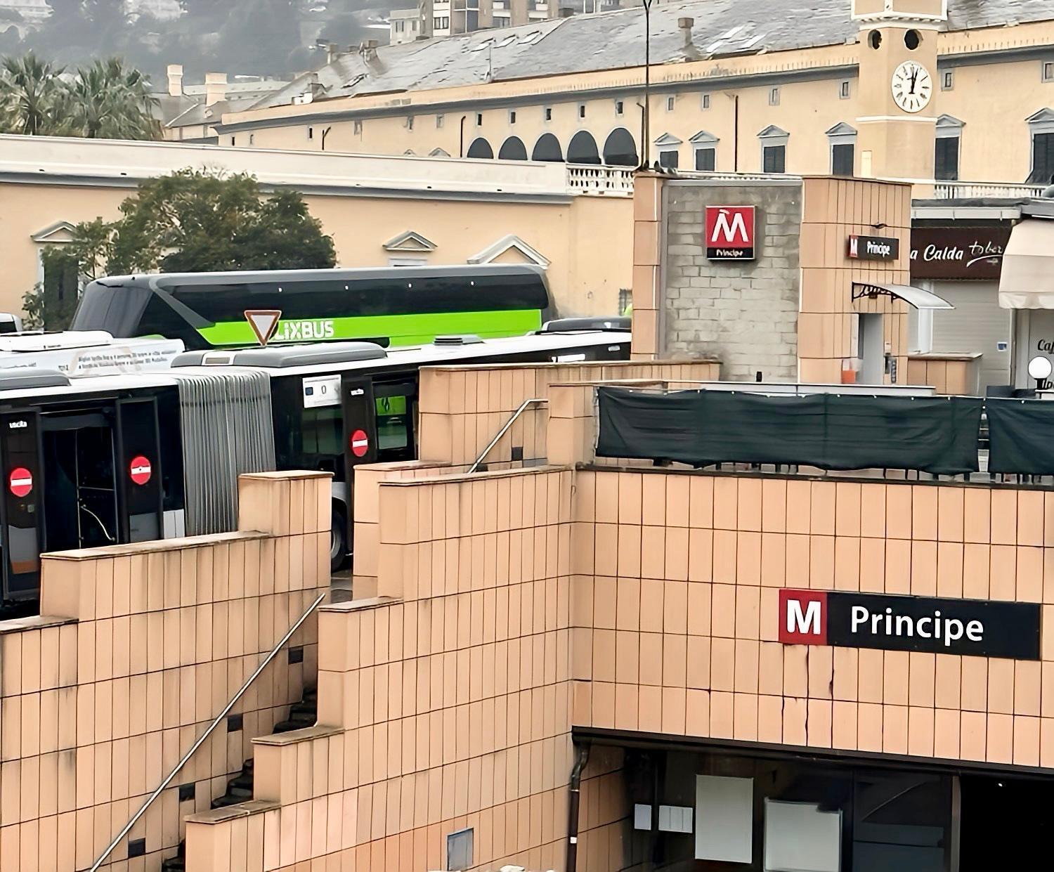 Apartamento La Mansarda Del Principe, Vicoli, Acquario E Lanterna Génova Exterior foto