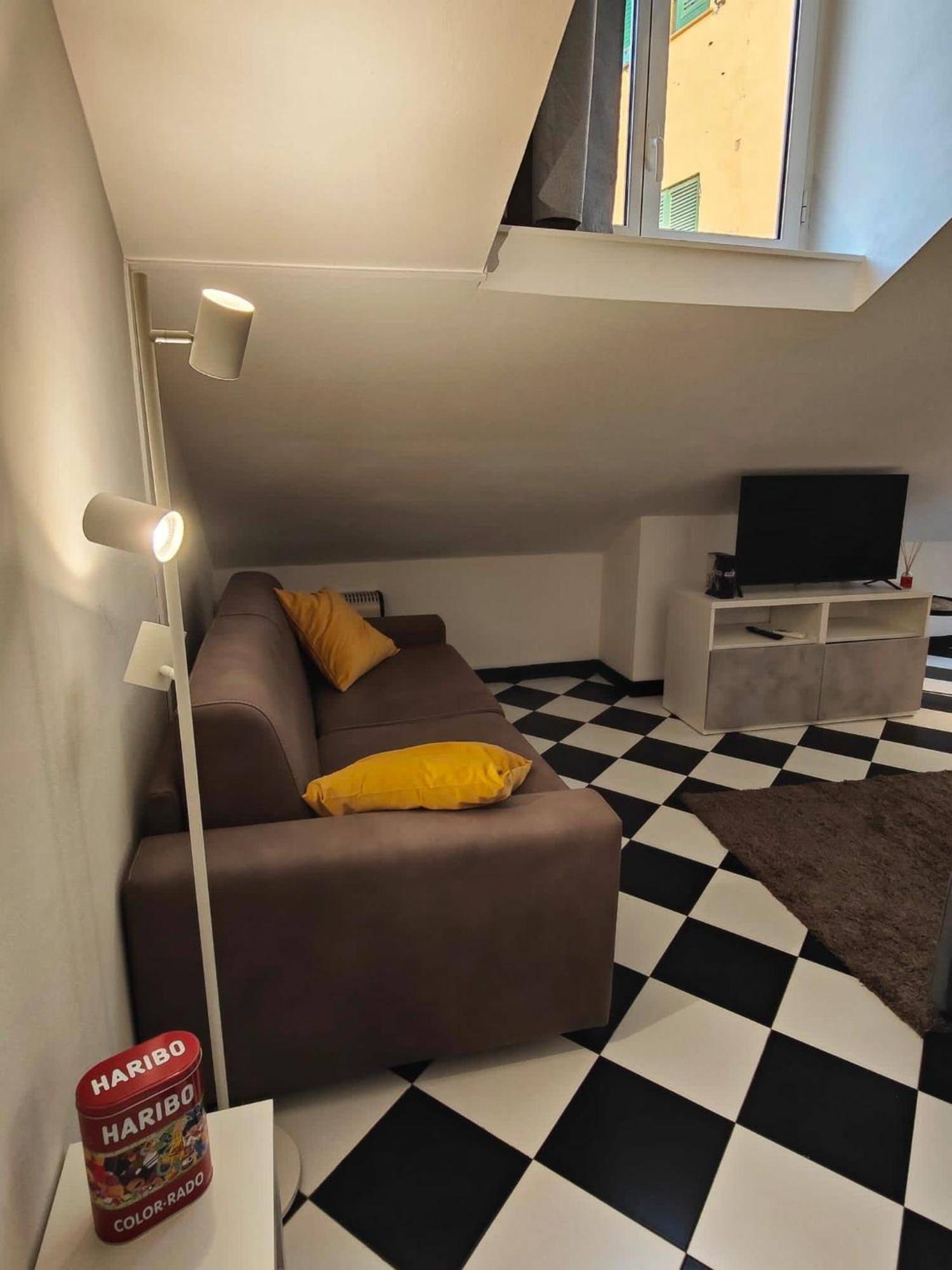 Apartamento La Mansarda Del Principe, Vicoli, Acquario E Lanterna Génova Exterior foto